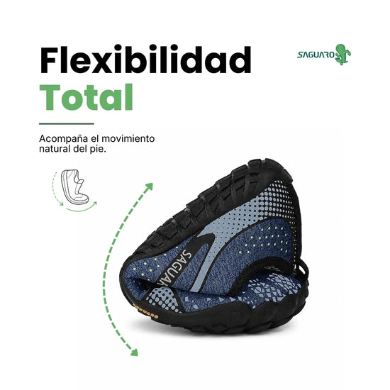 Saguaro Fast I azul flexibilidad — zapatilla barefoot acuatica azul suela flexible doblada Chile