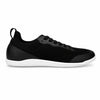 Zapatilla Sowilo Kenaz negra vista lateral interna con material flexible barefoot.