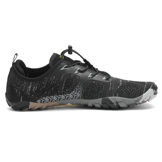 Zapatilla Saguaro Smart II negra vista lateral.