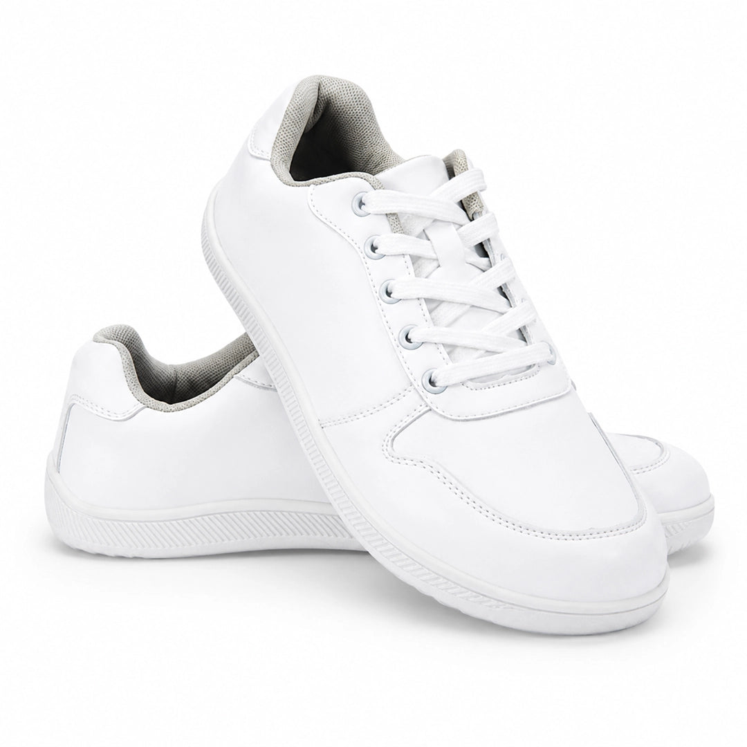Diseño casual blanco, ideal para enfermería, clínica o verano.
